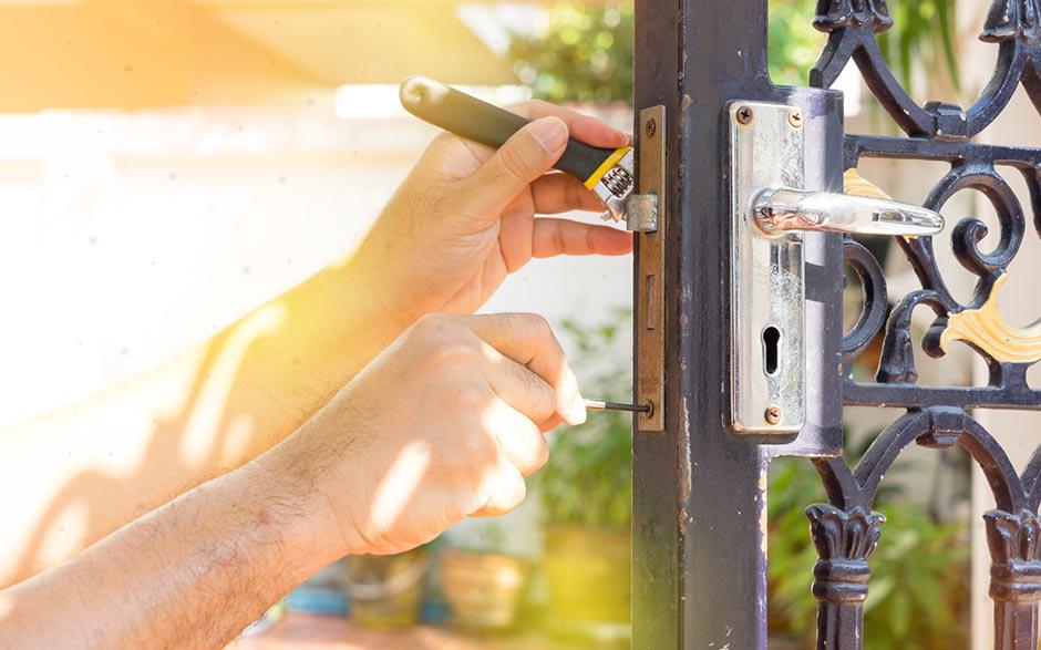 assistance dépannage serrurerie Magny-les-Hameaux